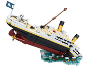 Build Worx Titanic 2-in-1 Building Blocks 2022pcs
