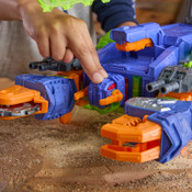 Transformers CYBERWORLD Scorponok StrikeBattle Set