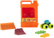 Hot Wheels Monster Trucks Fuel N' Go Playset