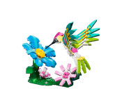 LEGO Creator 3-in-1 Wild Animals: Colourful Hummingbird 31384