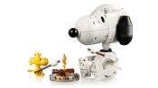 LEGO Ideas Peanuts: Snoopy's Doghouse 21368