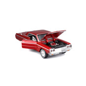 Maisto Assembly Line Die-cast Car