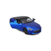 Maisto Assembly Line Die-cast Car