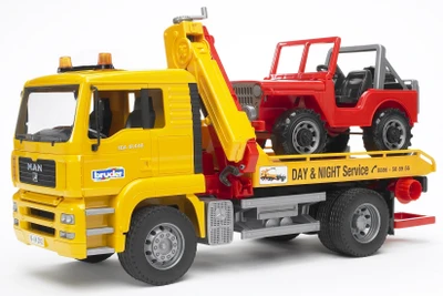 Bruder 1:16 MAN TGA Breakdown Truck with CC Vehicle