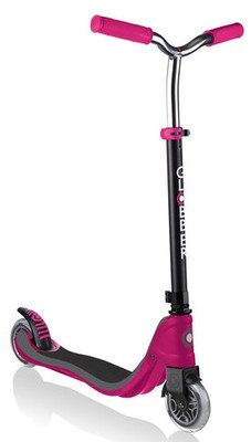 Globber Flow 125 Scooter - Ruby Globber Flow 125 Scooter - Ruby