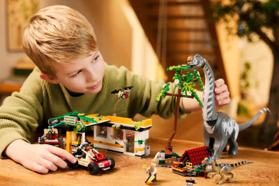 LEGO Jurassic World Raptor & Titanosaurus Tracking Mission 76973 LEGO Jurassic World Raptor & Titanosaurus Tracking Mission 76973