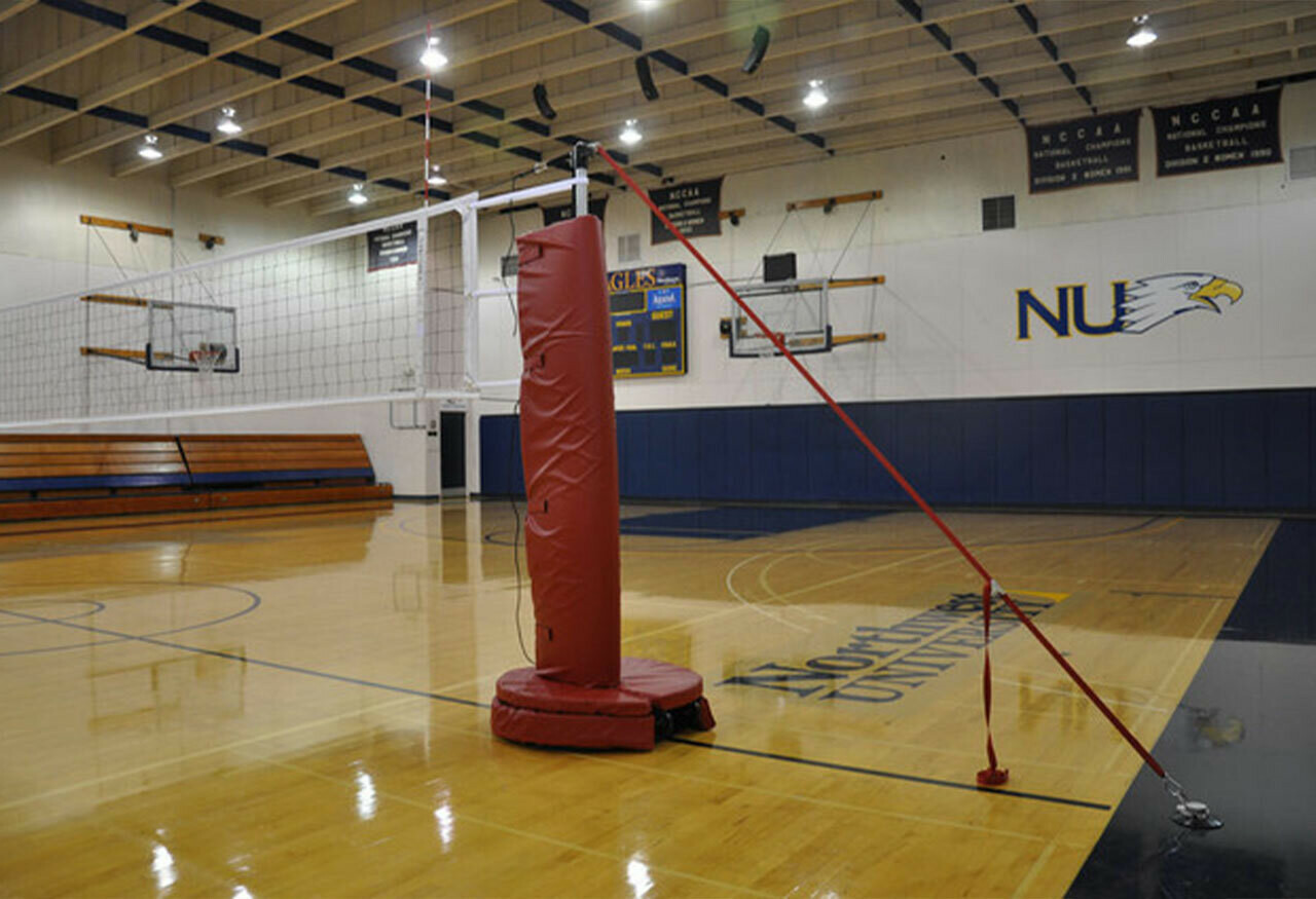 Free Standing / Arena Volleyball Systems 