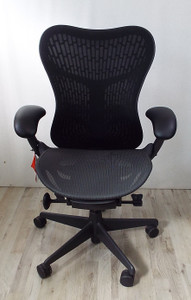 Herman Miller Mirra 2 - Refurbished, fully loaded Herman Miller Mirra 2 - Refurbished, fully loaded