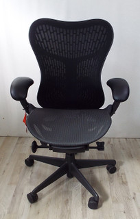 Herman Miller Mirra 2 - Refurbished, fully loaded 