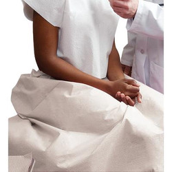 Tidi White Everday Drape Sheets, 40' x 60', 2-Ply Tissue, Box of 100 sheets