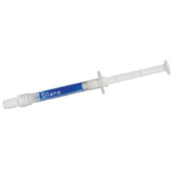 Silane Bond Enhancer Syringe: 1 x 3 mL Syringe Silane. For Bonding Composites