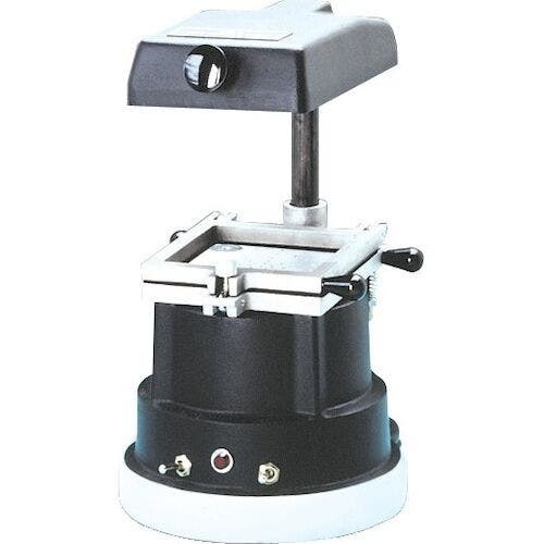 Vacuum Forming Machine, Machine