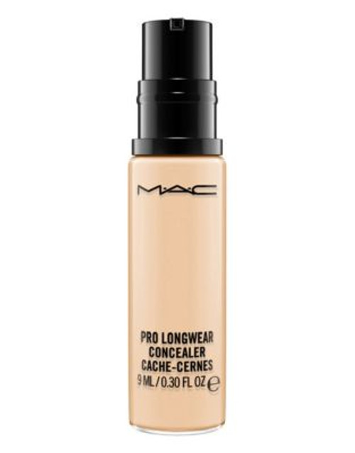 M.A.C Pro Longwear Concealer - NC20