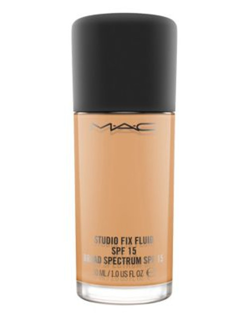 M.A.C Studio Fix Fluid SPF 15 - NW40