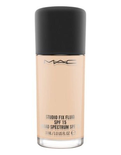 M.A.C Studio Fix Fluid SPF 15 - NW13