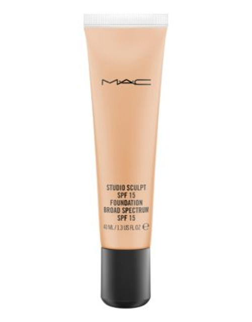 M.A.C Studio Sculpt SPF 15 Foundation - NC42