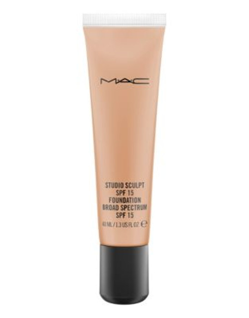 M.A.C Studio Sculpt SPF 15 Foundation - NC45