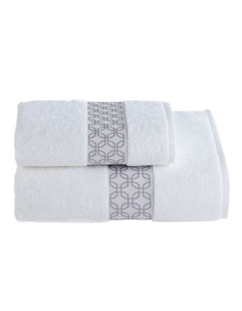 Distinctly Home Romantique Sculpted Bath Towel - Circles - 12X18