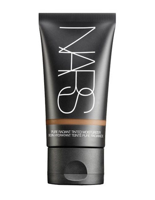 Nars Pure Radiant Tinted Moisturizer - Martinque