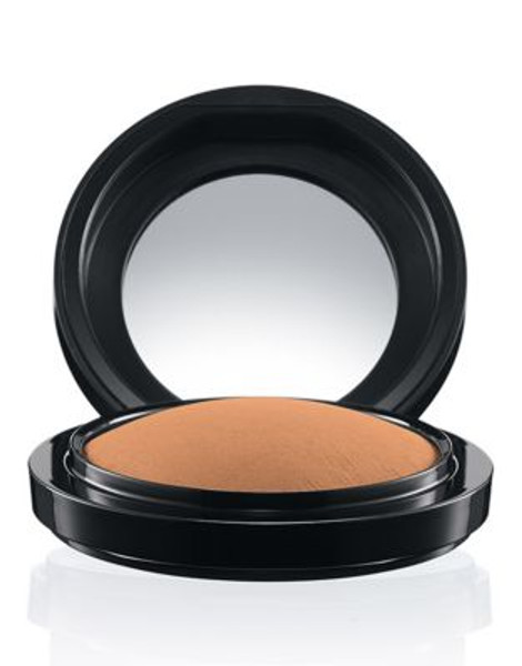 M.A.C Mineralize Skinfinish Natural - MEDIUM