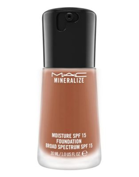 M.A.C Mineralize Moisture Foundation - NW43