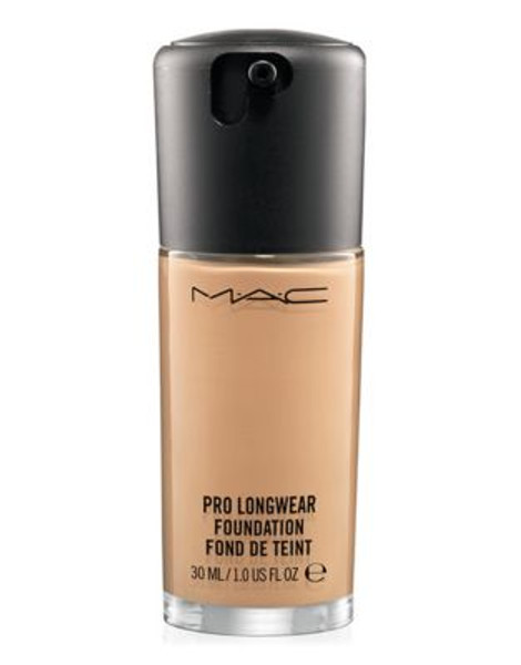 M.A.C Pro Longwear Foundation - NC25