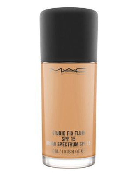 M.A.C Studio Fix Fluid SPF 15 - NC44