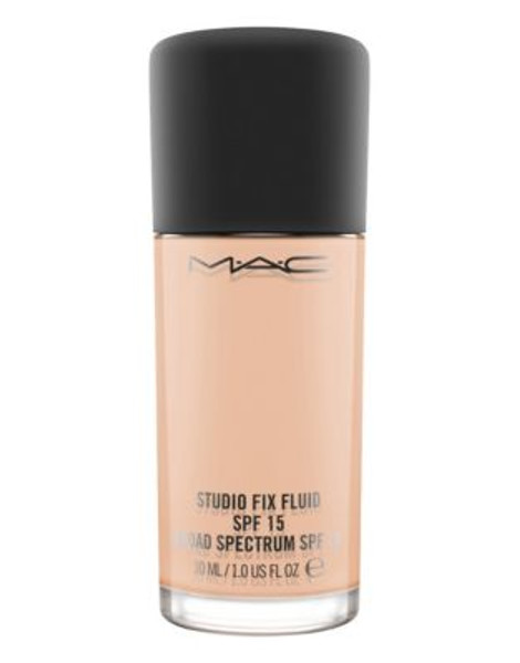 M.A.C Studio Fix Fluid SPF 15 - NW18