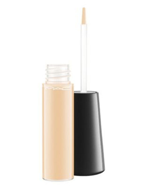 M.A.C Mineralize Concealer - NC20