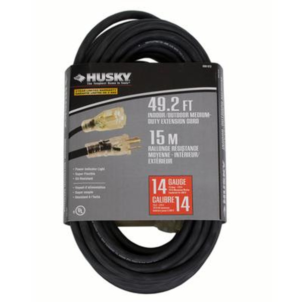 Indoor / Outdoor Medium-Duty Extension Cord