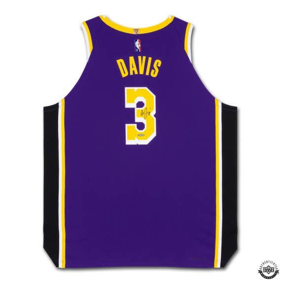 Anthony Davis Autographed 2021-22 Los Angeles Lakers Statement