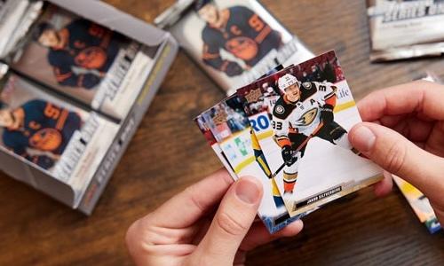 Shop Hockey Cards with Midwest Cards