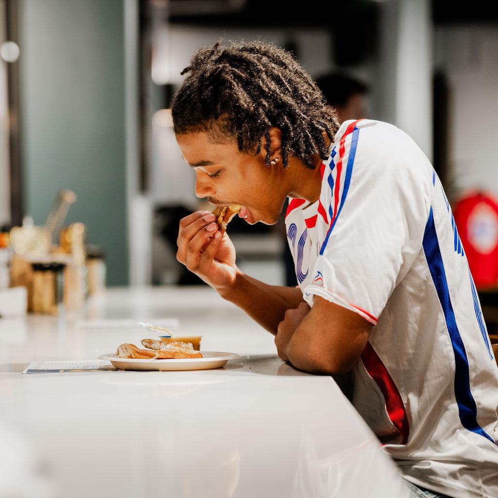 Grab a bite to eat at the card bar or in the lounge
