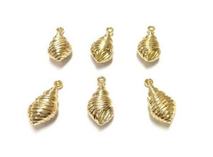 6 PCS gold Plated Charm Pendants 6 PCS gold Plated Charm Pendants