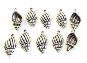 12 Pieces of Sally's Seashell Antique Silver Charm- Jewelry Supplies 12 Pieces of Sally's Seashell Antique Silver Charm- Jewelry Supplies