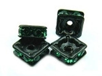 Black plated emerald Rhinestone squaredelle