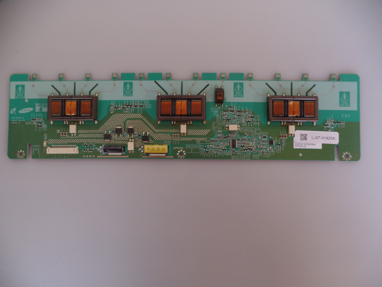 LJ97-01425A (SSI320A12, INV32S12S) Samsung  Backlight Inverter