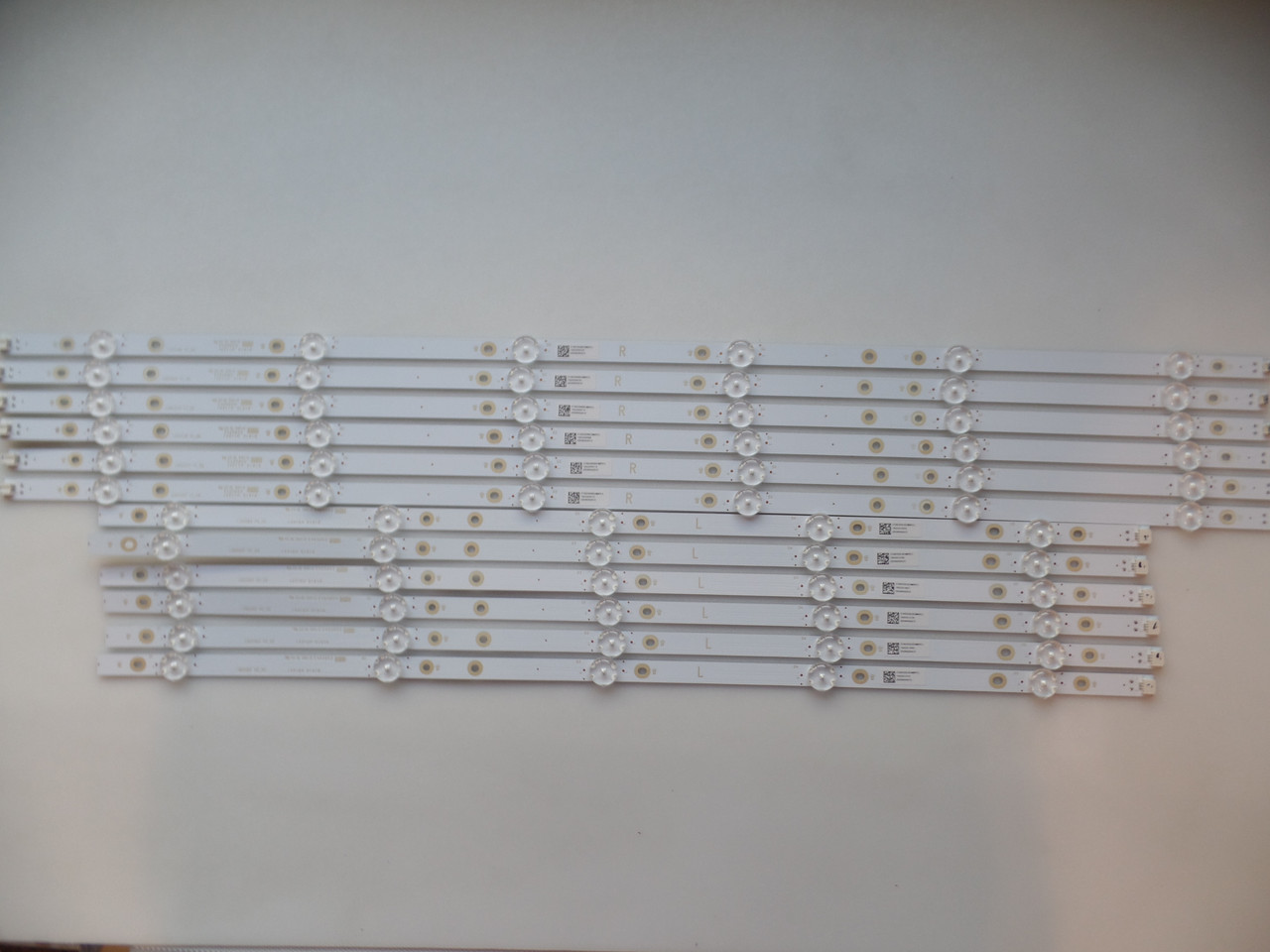 LB65065 Element LED Backlight Strips (12) E4SW6518RKU  (NEW)