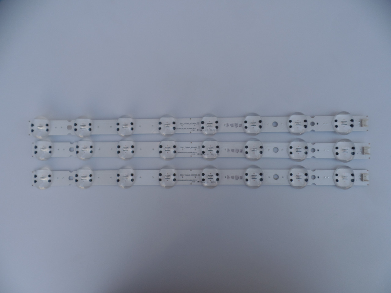 EAV63992501 SSC TRIDENT LG 43uk65 LED Backlight Strips (3)