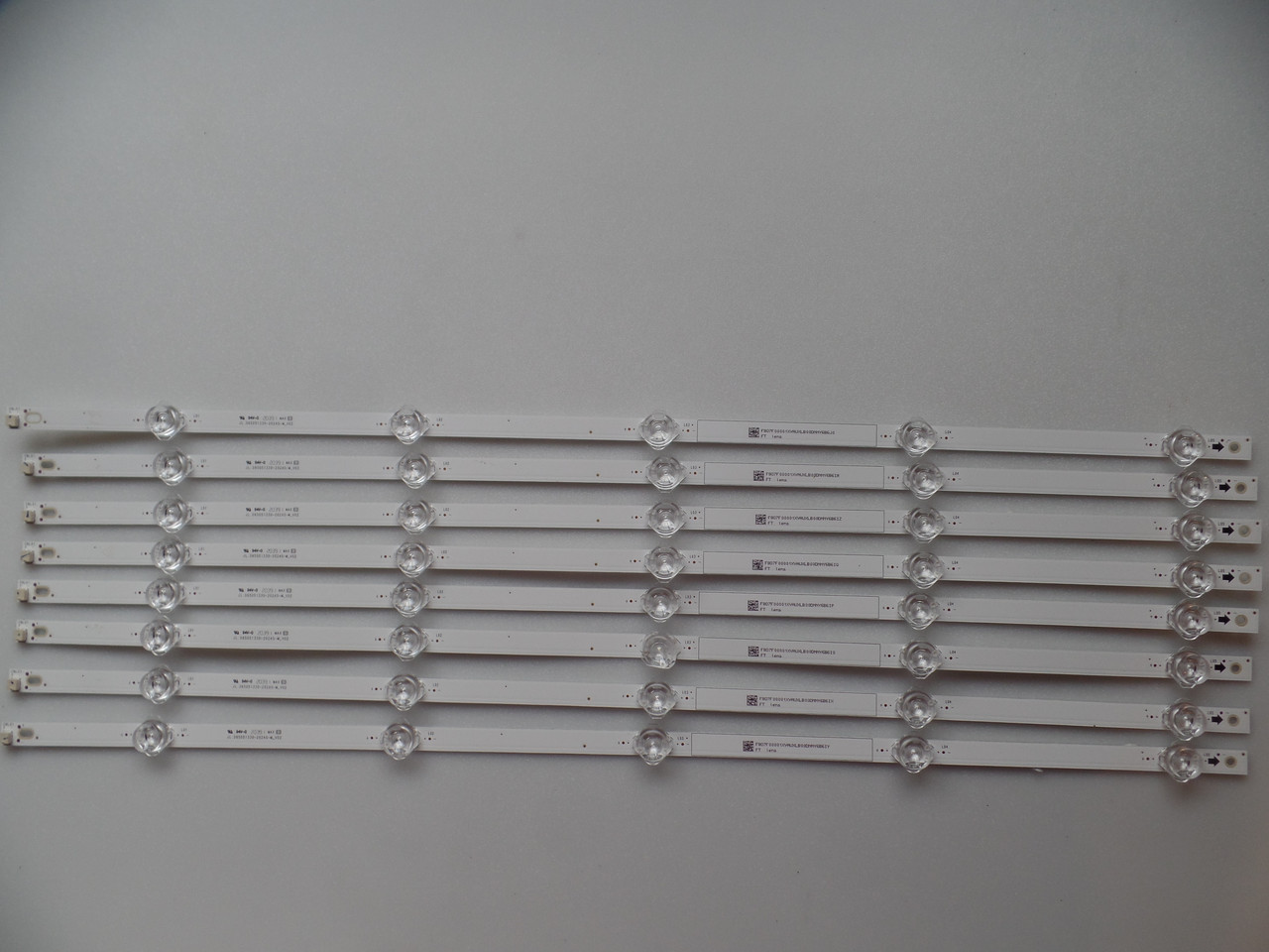 JL.D65051330-202AS-M V02 Vizio LED Backlight Strips (8)