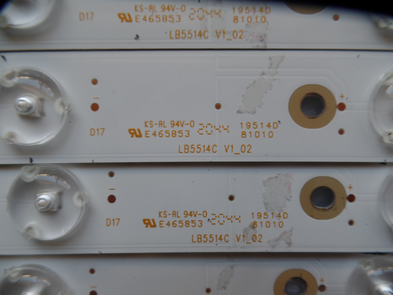 LB5514C V0 02 V1 02  Vizio LED Backlight Strips (20)