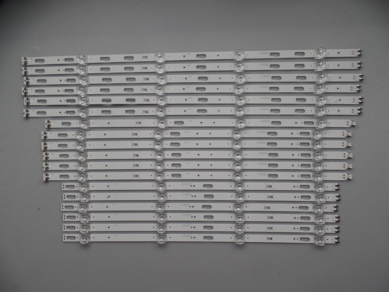 BN96-50310A 50311A 50312A Samsung LED Backlight Strips (18)