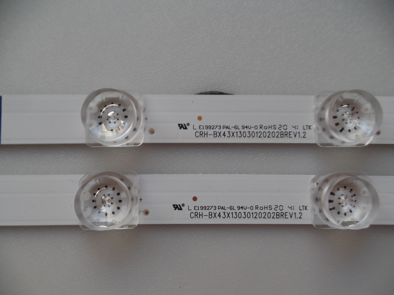Hisense SVH425A13 LED Backlight Strips (1 OUT OF 2 STRIPS) 43H4030F3 (INCOMPLETE SET)