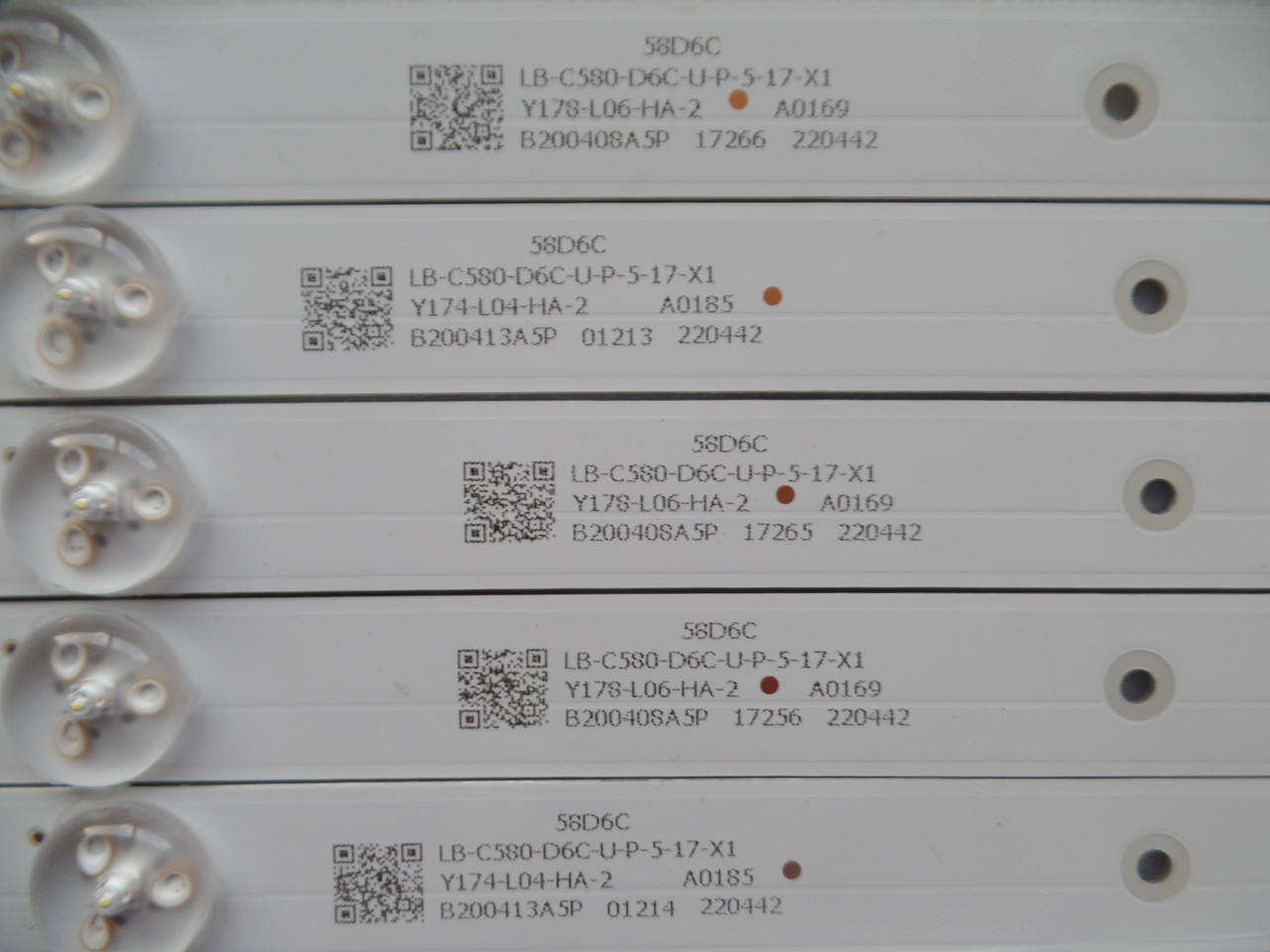 Onn CRH-ZG58D6C303005109AY LED Strips (10)