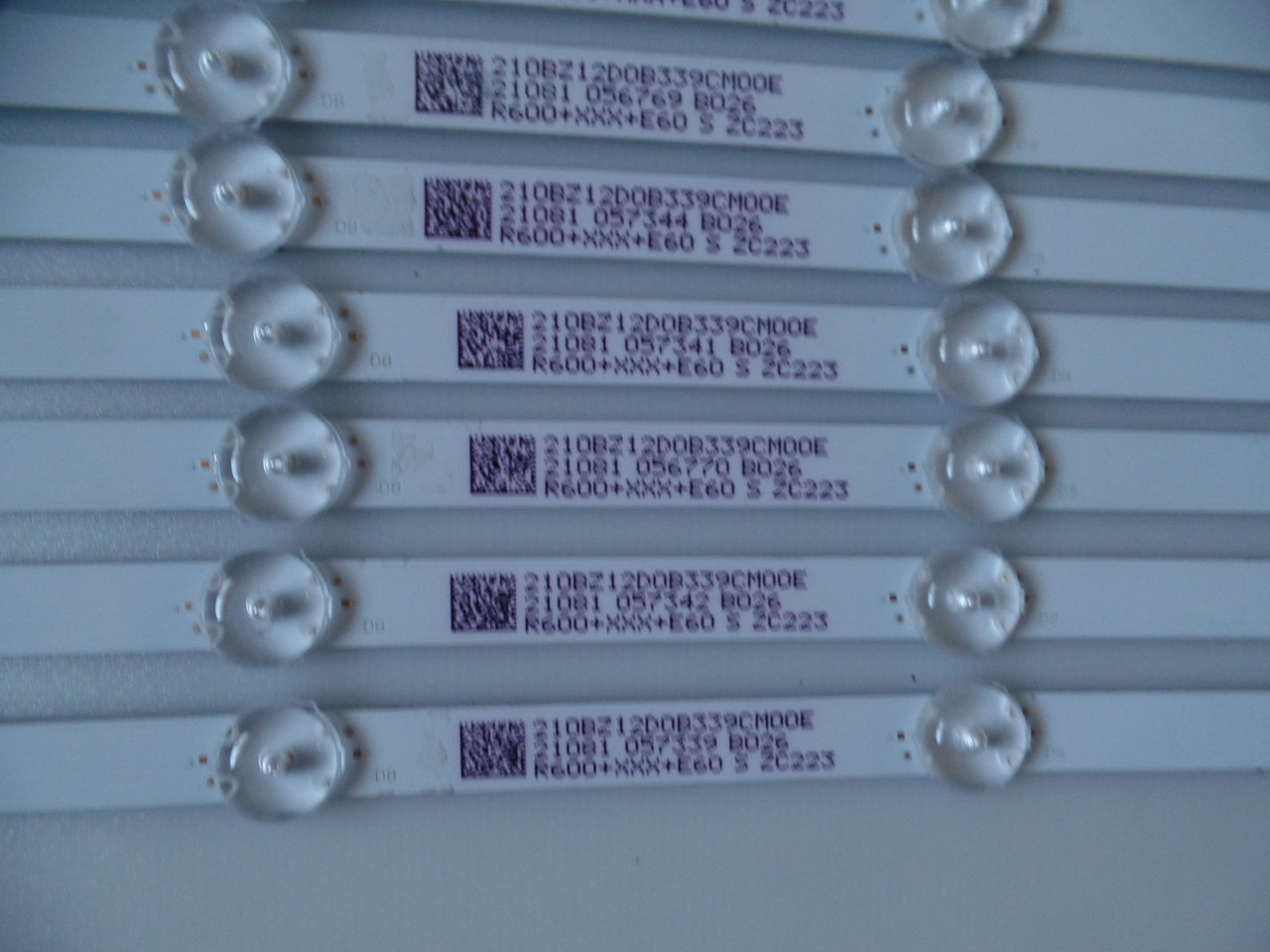 LBM550M0602 VIZIO LED STRIPS(7) FOR M55Q6-J01