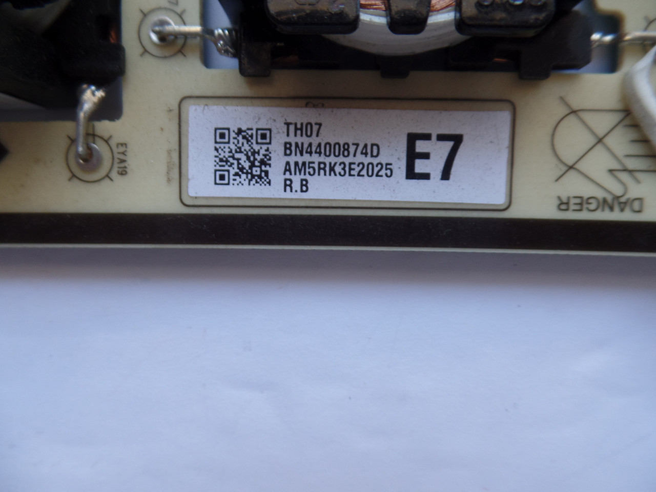 Samsung BN44-00874D Power Supply / LED Board