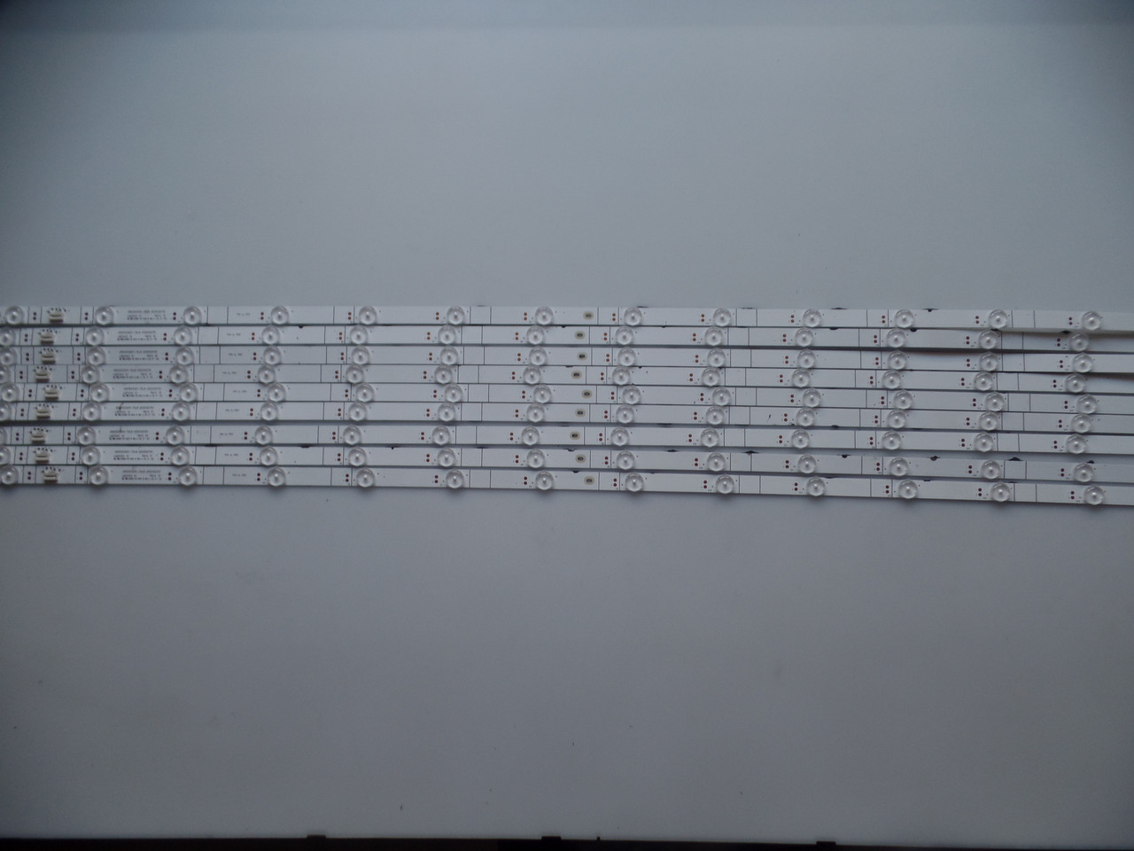 Hisense 1249966 / LB5514V JHD55X3U51 LED Backlight Strips (9) 55U6G