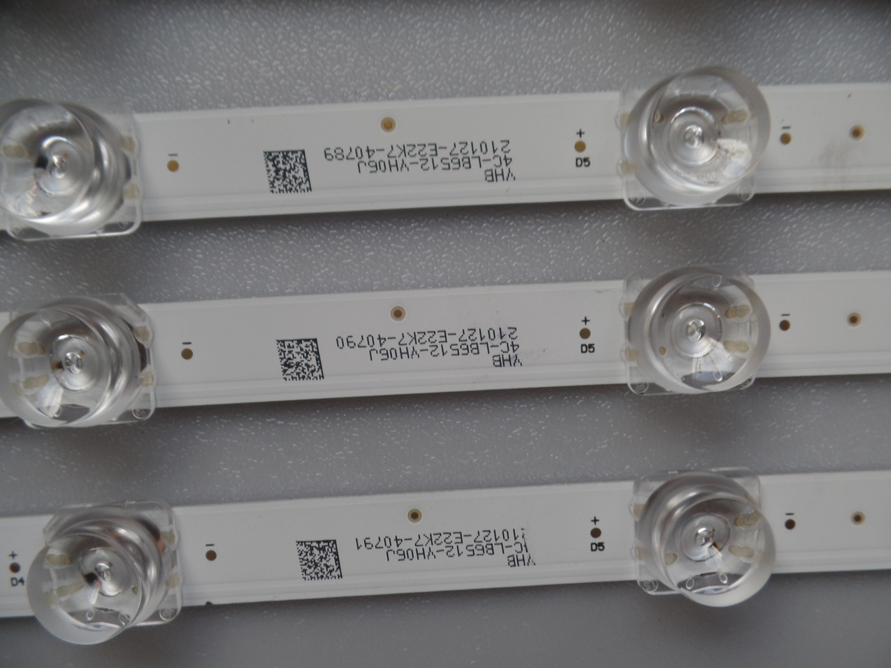 4C-LB6512-YH06J, 65F8_12X4_V1.2 20200803 LED STRIPS(4) FOR TCL 65S433