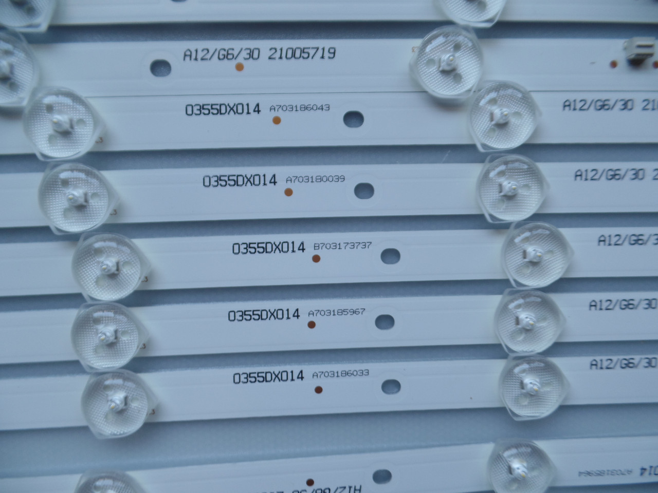 3P55DX003-A0 LED Element Backlight Strips (12)