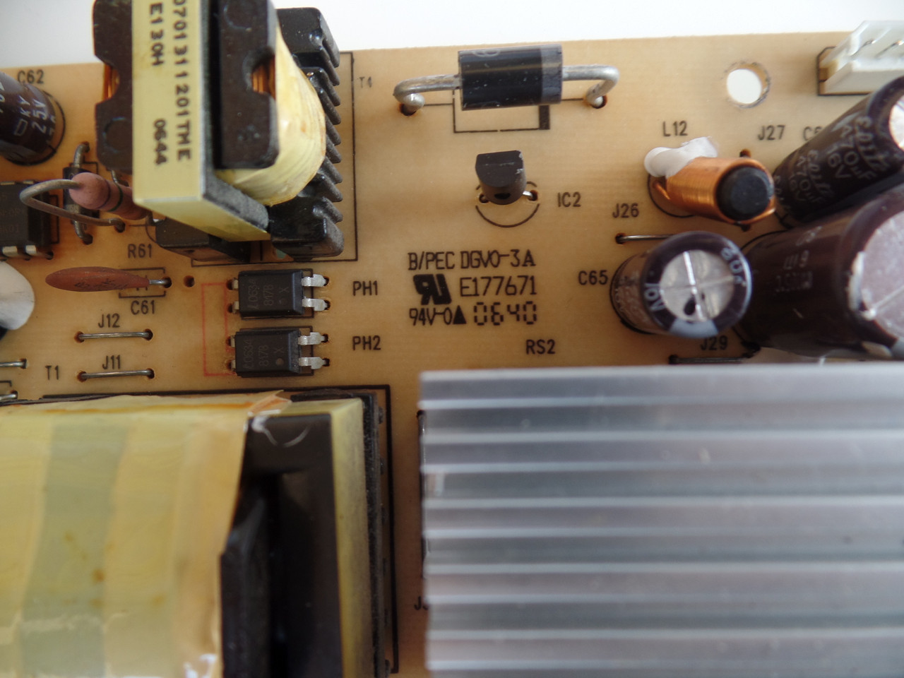 EEC-PWLC370G000 Power Supply for Olevia FM1-037000EGS36